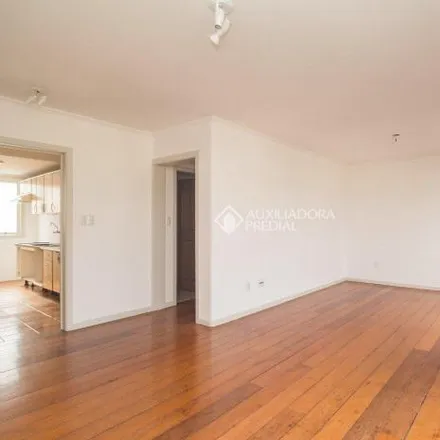 Rent this 3 bed apartment on Rua Anita Garibaldi 1122 in Montserrat, Porto Alegre - RS