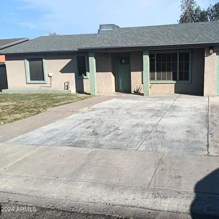 Image 5 - 7740 West Mackenzie Drive, Phoenix, AZ 85033, USA - House for sale