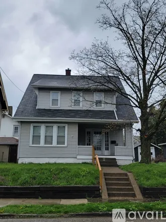 Rent this 3 bed house on 1131 16th Street Northwest