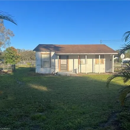 Buy this 3 bed house on 801 5th Avenue in Zolfo Springs, Hardee County