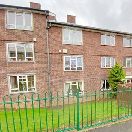 Buy this 2 bed apartment on Highfield Road in London, RM5 3AF