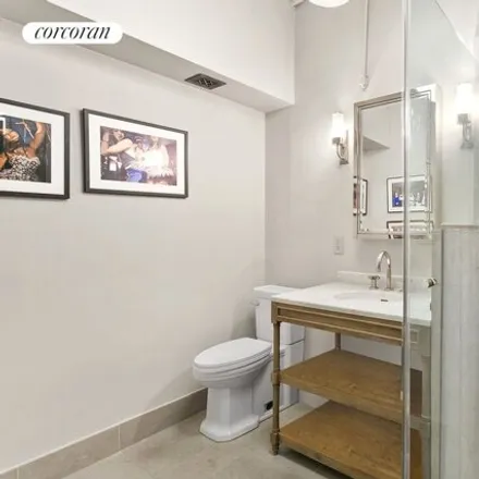 Image 6 - 107 West 25th Street, New York, NY 10001, USA - House for sale