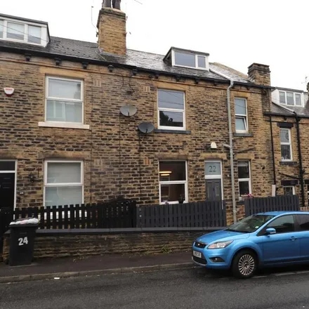 Rent this 2 bed townhouse on Kirkham Street in Farsley, LS13 1JP