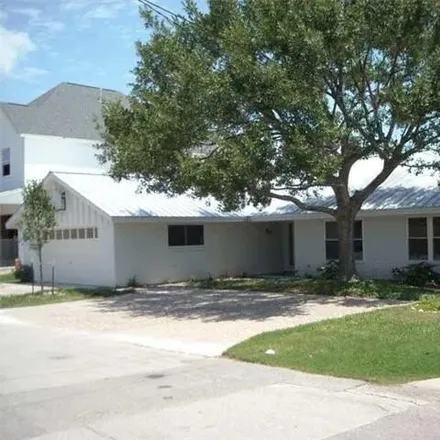 Buy this 3 bed house on 127 Bayou Lane in Galveston County, TX 77565