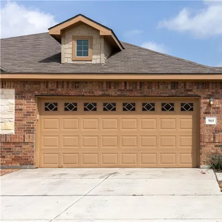 Rent this 3 bed duplex on 565 Creekside Circle in New Braunfels, TX 78130