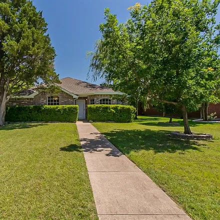 Buy this 3 bed house on 1902 Arapaho Trail in Mesquite, TX 75149