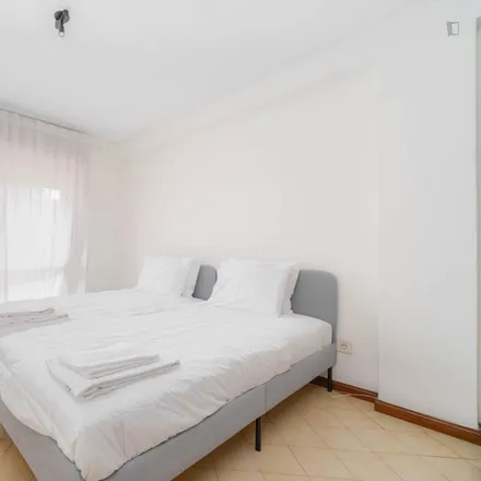 Rent this studio apartment on Viet View in Rua de Cedofeita, 4050-122 Porto