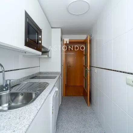 Image 4 - Calle de Antonio de Cabezón, 28034 Madrid, Spain - Apartment for rent