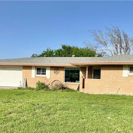 Rent this 3 bed house on 112 West Janin Circle in Portland, TX 78374