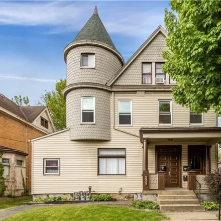 Buy this studio house on 2959 Zephyr Avenue in Pittsburgh, PA 15204