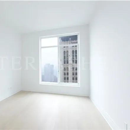 Image 6 - Four Seasons New York Downtown Hotel & Residences, 30 Park Place, New York, NY 10007, USA - Condo for sale