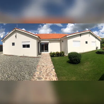 Rent this 3 bed house on unnamed road in Boca Chica, Santo Domingo