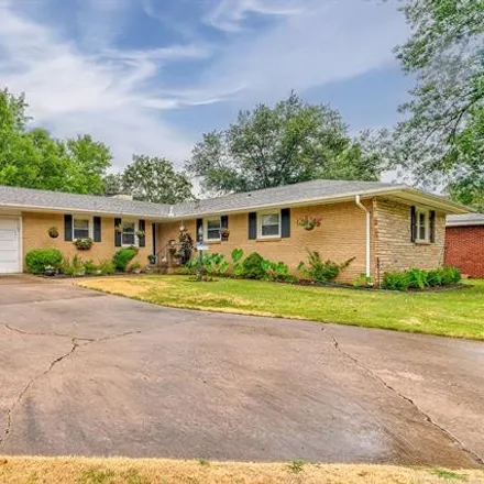 Buy this 3 bed house on 1300 Rockdale Road in Bartlesville, OK 74006