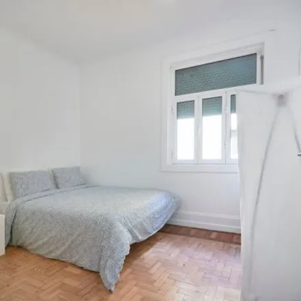 Rent this 4 bed room on Mercearia Lucinda in Rua Sampaio e Pina, 1070-051 Lisbon