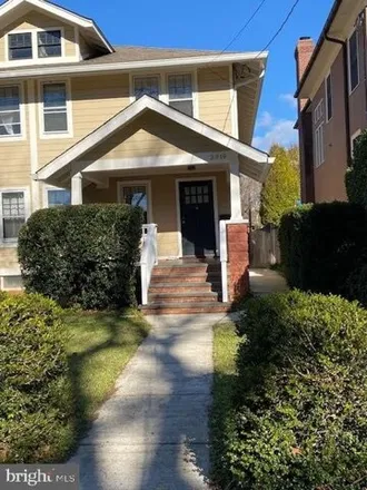 Rent this 4 bed house on 3821 Woodley Road Northwest in Washington, DC 20016
