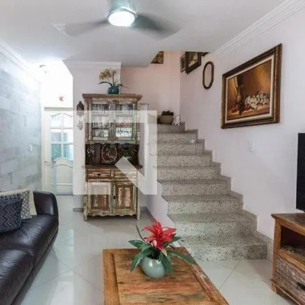 Buy this 2 bed house on Rua Neves Paulista in Parada Inglesa, São Paulo - SP