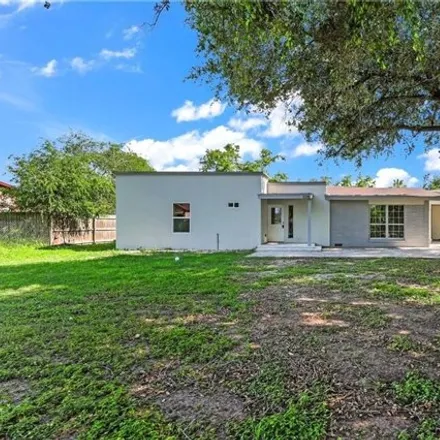 Image 1 - 268 East 8th Street, San Juan, TX 78589, USA - House for sale