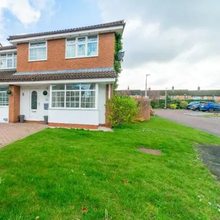 Buy this 4 bed house on Heaton Close in Burscough, L40 7UL