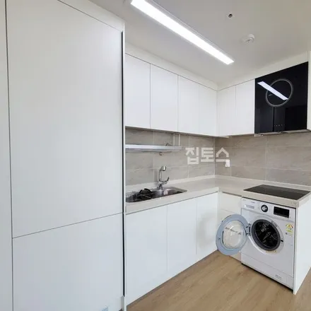 Image 4 - 서울특별시 광진구 화양동 93-1 - Apartment for rent
