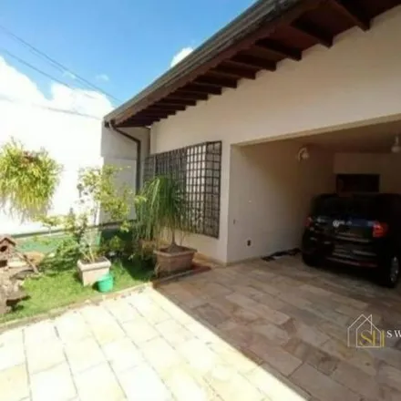 Buy this 5 bed house on Rua João Chiavegatto in Vila Brandina, Campinas - SP