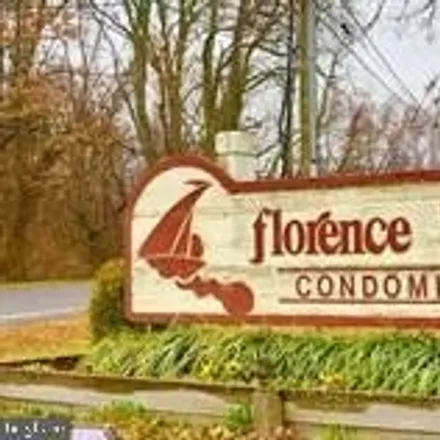 Image 2 - 32 Florence Tollgate Pl Unit 1, Florence, New Jersey, 08518 - Condo for sale