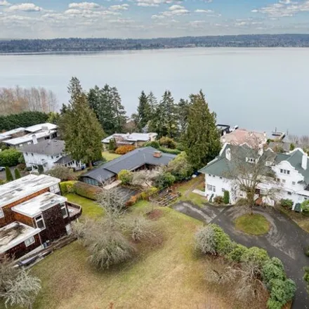 Image 7 - Loch Kelden, 6601 Northeast Windermere Road, Seattle, WA 98115, USA - House for sale