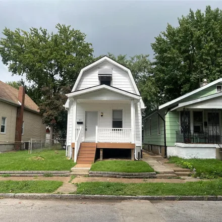 Buy this 2 bed house on 6211 Radom Avenue in Saint Louis, MO 63116