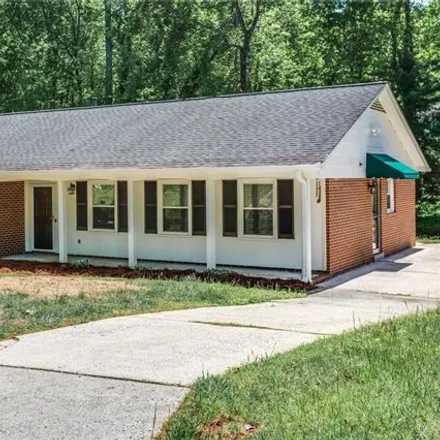 Buy this 3 bed house on 2169 Tarrywood Drive in Three Meadows, Greensboro