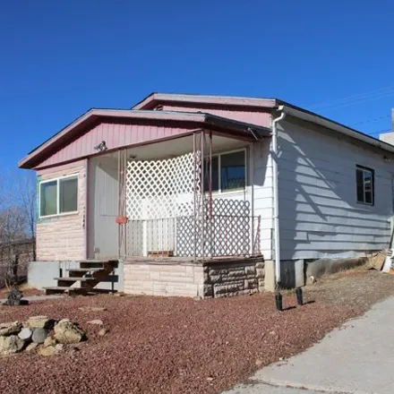 Image 2 - 532 North 1st Street, Gallup, NM 87301, USA - House for sale