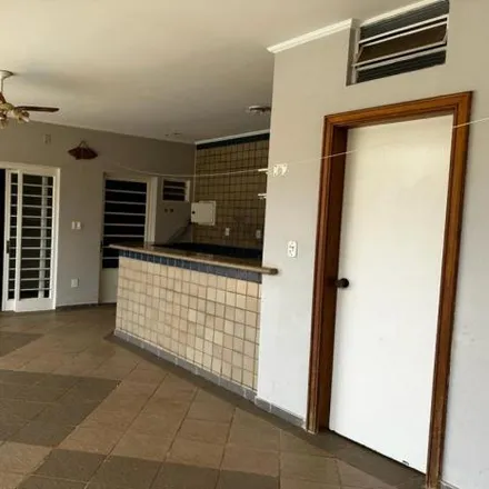 Buy this 4 bed house on Avenida Orestes Pieroni Gobbo in Vila Harmonia, Araraquara - SP