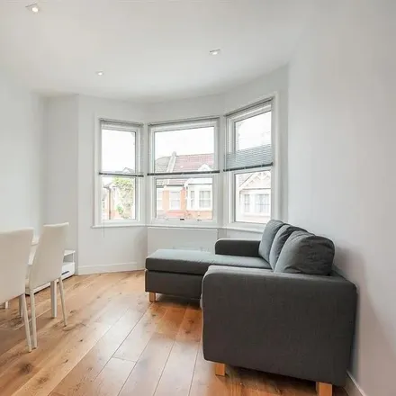 Rent this 2 bed apartment on 63 Kings Road in Willesden Green, London