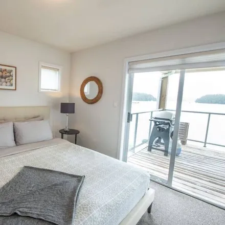 Rent this 2 bed condo on Tofino in BC V0R 2Z0, Canada