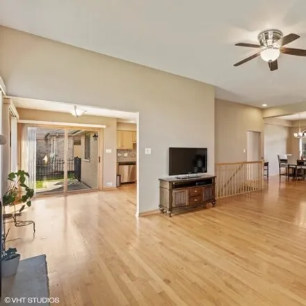 Image 5 - 11698 Bolton Lane, Orland Park, Orland Township, IL 60467, USA - House for sale