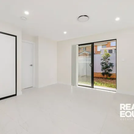 Image 7 - 165 Epsom Road, Chipping Norton NSW 2170, Australia - Apartment for rent