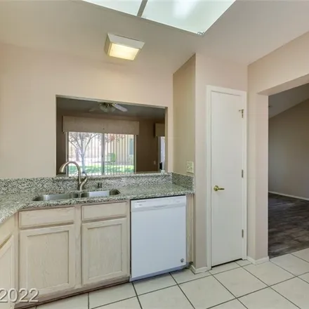Image 7 - 8817 Marble Drive, Las Vegas, NV 89134, USA - Townhouse for sale
