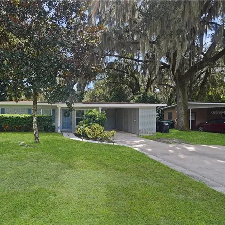 Buy this 3 bed house on 998 Pershing Avenue in Orlando, FL 32806