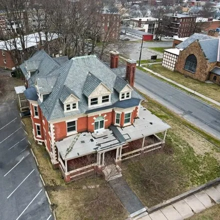 Buy this 7 bed house on 495 Appleton Street in Oakdale, Holyoke