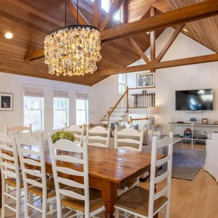 Image 6 - 41 Smith Hollow Drive, Jerneganville, Edgartown, MA 02557, USA - House for sale