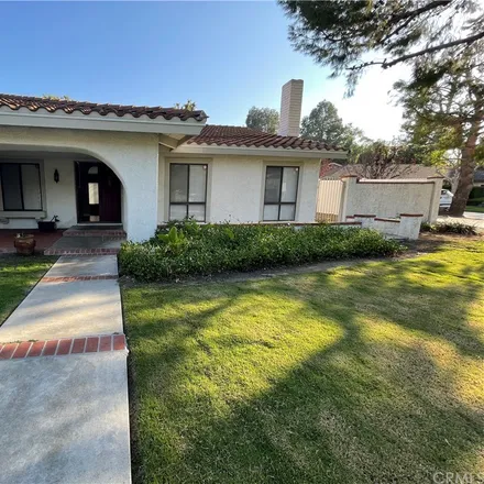 Rent this 4 bed house on 12684 Hinton Way in North Tustin, CA 92705