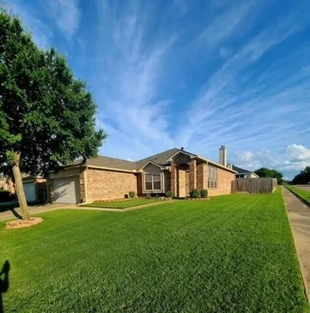 Buy this 4 bed house on 7224 Decoy Lane in Fort Worth, TX 76118