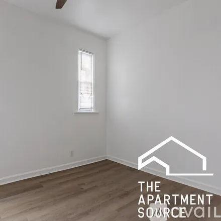 Rent this 2 bed apartment on 1841 N Kedzie Ave