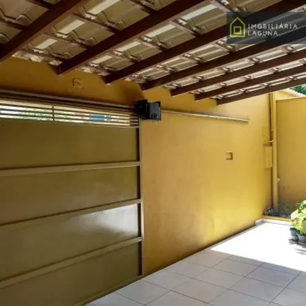 Buy this 4 bed house on Rua Excelsior in Justinópolis, Ribeirão das Neves - MG