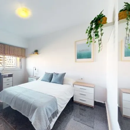 Rent this 3 bed room on Carrer d'Abén Al-Abbar in 6, 46021 Valencia