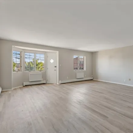 Image 6 - 1286 East 91st Street, New York, NY 11236, USA - Condo for sale
