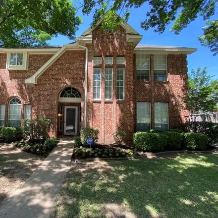 Buy this 5 bed house on 3303 Willow Ridge Circle in Carrollton, TX 75007