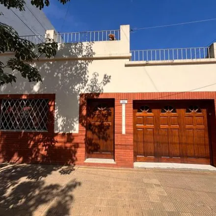 Buy this 2 bed house on Diagonal 135 - Güemes 2181 in Villa Ayacucho, Villa Lynch