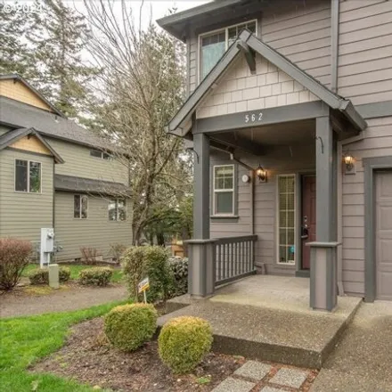 Image 2 - 562 Southwest Edgefield Meadows Avenue, Troutdale, OR 97060, USA - Townhouse for sale