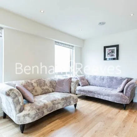 Rent this 2 bed apartment on Croft House in Boulevard Drive, London