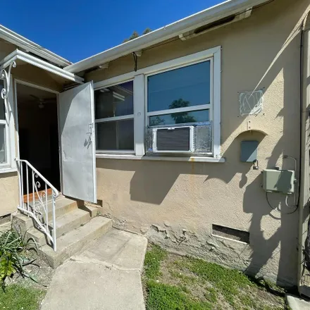 Rent this 1 bed apartment on 1785 S Marvin Ave in Los Angeles, CA 90019