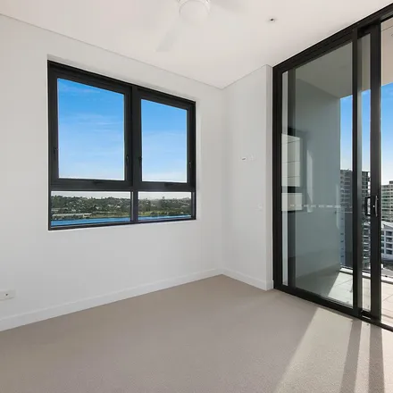 Rent this 2 bed apartment on 21 Nudgee Road in Hamilton QLD 4007, Australia